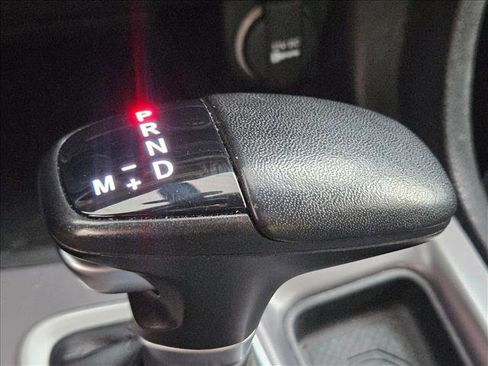 Used 2023 Dodge Charger SXT image 13