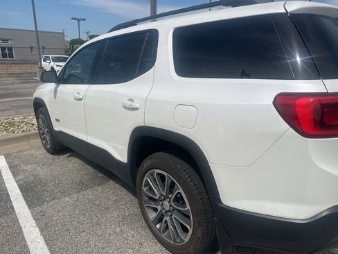 Used 2017 GMC Acadia SLT AWD/4WD image 5