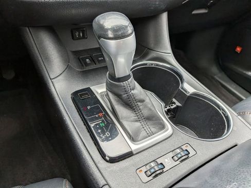 Used 2014 Toyota Highlander Limited FWD image 22