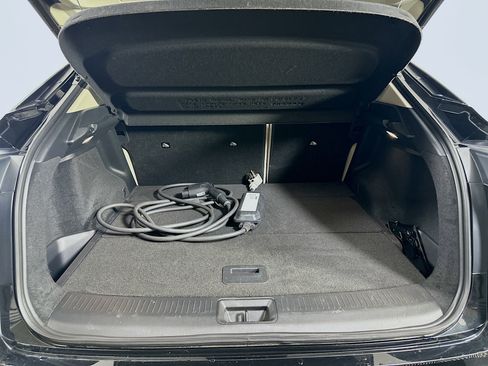 Used 2023 Nissan Ariya FWD image 29