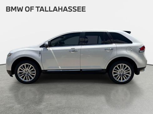 Used 2014 Lincoln MKX FWD w/ Equipment Group 102A image 8