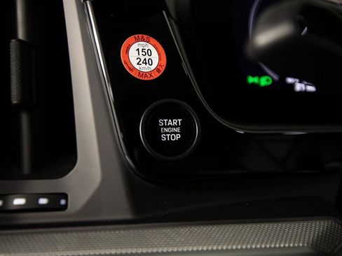 New 2026 Porsche Cayenne S image 21