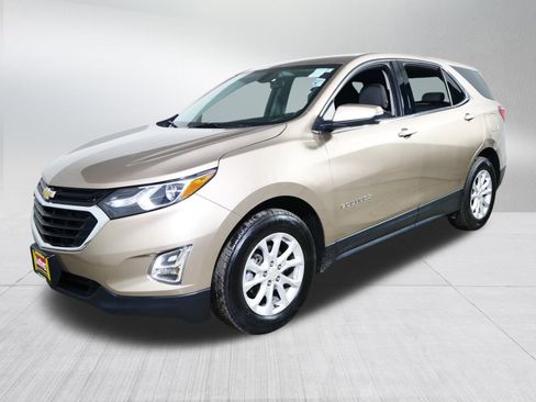 Used 2019 Chevrolet Equinox LT image 3