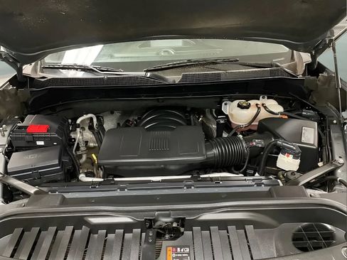 Used 2021 Chevrolet Silverado 1500 LT Trail Boss w/ Convenience Package II AWD/4WD image 16
