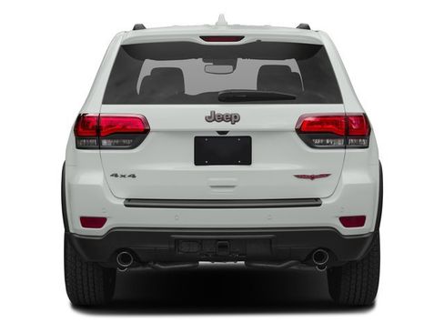 Used 2017 Jeep Grand Cherokee Trailhawk AWD/4WD image 8