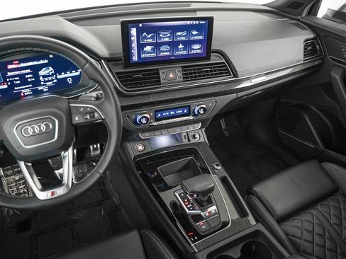 Used 2023 Audi SQ5 Premium Plus w/ Premium Plus Package image 17