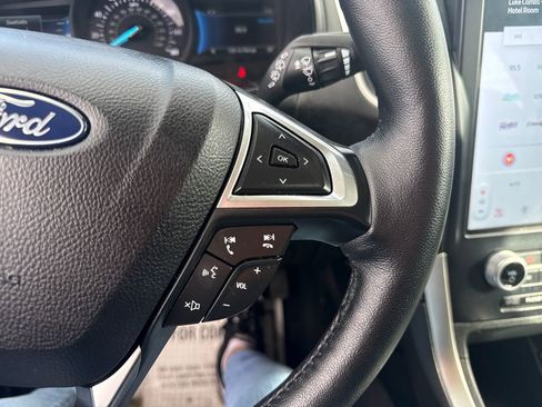 Used 2024 Ford Edge SEL w/ Convenience Package image 34