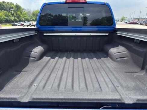 New 2026 Nissan Frontier PRO-4X w/ Pro-4x Convenience Package AWD/4WD image 8