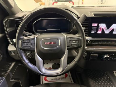 Used 2024 GMC Sierra 3500 SLT image 18