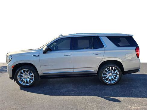 Used 2021 GMC Yukon Denali w/ Denali Ultimate Package image 21