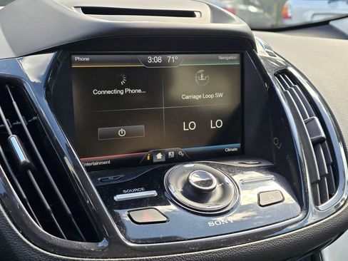 Used 2013 Ford C-MAX SEL image 19