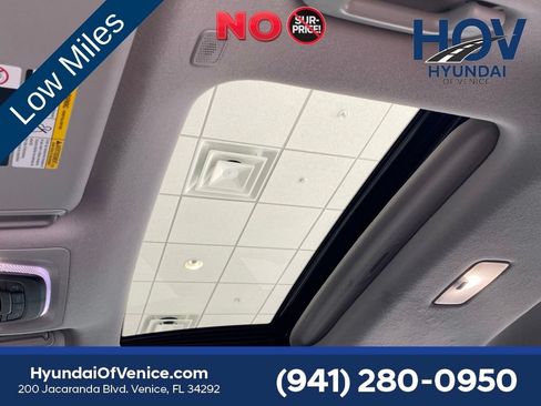 Used 2024 Toyota Corolla Cross LE w/ Moonroof Package FWD image 12