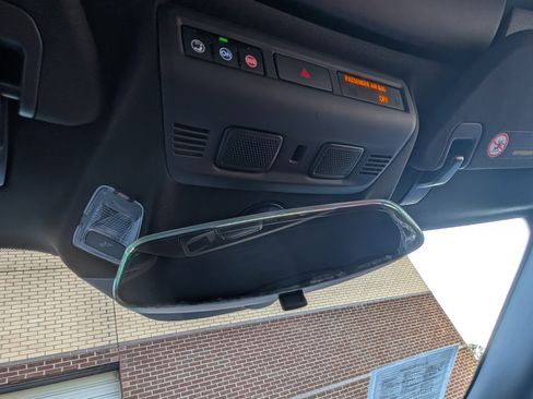 Used 2023 Chevrolet Corvette Stingray Coupe w/ 1LT image 28