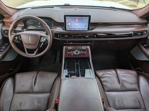 Used 2022 Lincoln Aviator Black Label Grand Touring w/ Class IV Trailer Tow Package image 15
