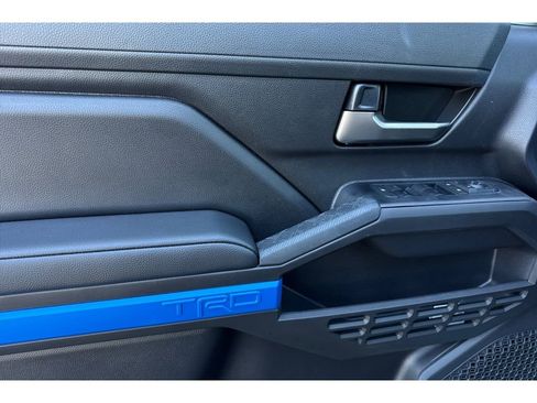 New 2026 Toyota Tacoma TRD Off-Road AWD/4WD image 11