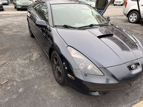 Used 2001 Toyota Celica GT-S image 3