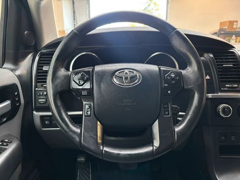 Used 2019 Toyota Sequoia Limited w/ Safety & Convenience Package AWD/4WD image 15