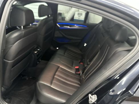 Used 2018 BMW 540i RWD image 25