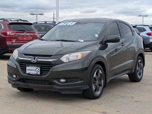 Used 2018 Honda HR-V EX image 8