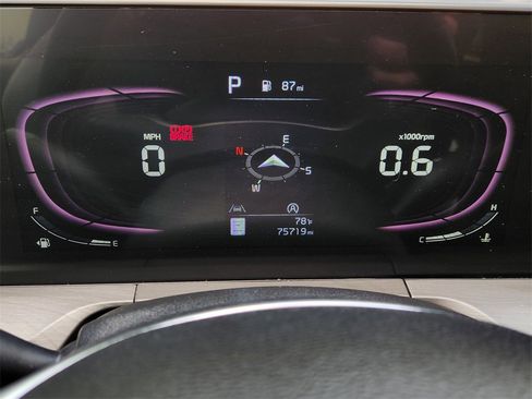 Used 2023 Kia Telluride EX X-Line image 15