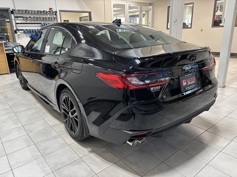 New 2026 Toyota Camry SE AWD/4WD image 2