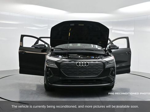 Used 2024 Audi Q4 e-tron Premium Plus w/ Premium Plus image 51