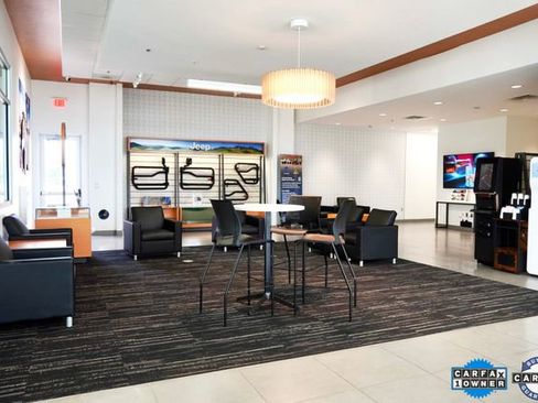 Used 2023 Mercedes-Benz GLB 35 AMG 4MATIC w/ Parking Assistance Package image 37