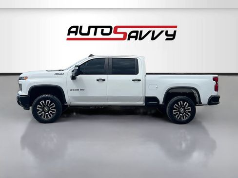 Used 2024 Chevrolet Silverado 2500 Custom w/ Custom Convenience Package AWD/4WD image 4