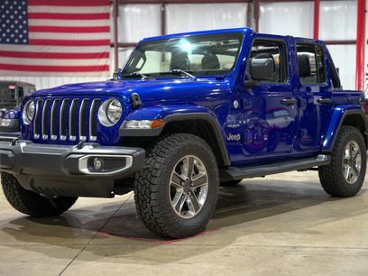 Used 2020 Jeep Wrangler Unlimited Sahara w/ Uconnect 4C Nav & Sound Group