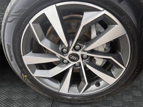 Used 2024 Audi Q5 2.0T Premium Plus image 19