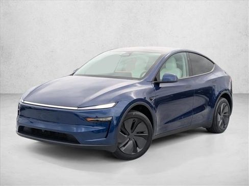 Used 2026 Tesla Model Y 2WD image 1