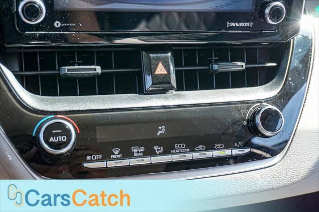 Used 2021 Toyota Corolla LE FWD image 28