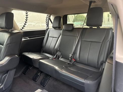 Used 2022 Ford Expedition Max XLT RWD image 11