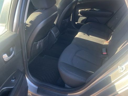 Used 2017 Kia Optima LX image 8