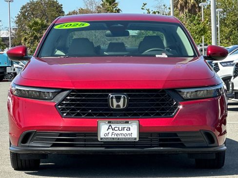Used 2025 Honda Accord LX image 9