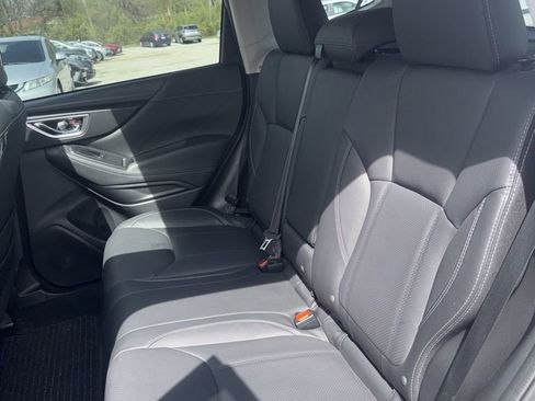 Used 2023 Subaru Forester Touring image 8