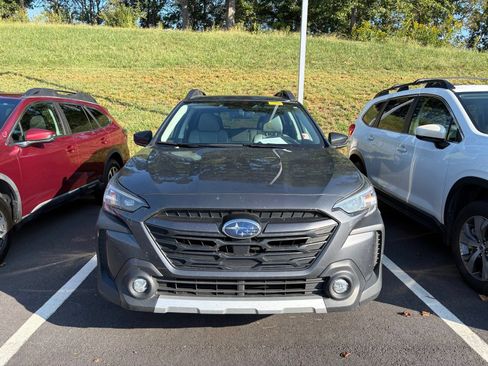 Used 2024 Subaru Outback Limited AWD/4WD image 2