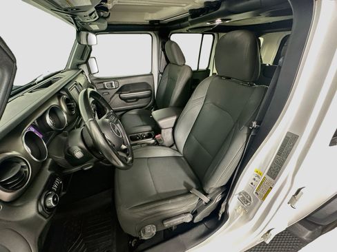 Used 2019 Jeep Wrangler Unlimited Sport S AWD/4WD image 13