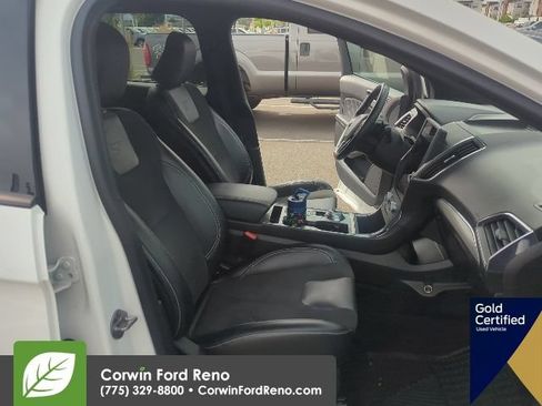 Used 2022 Ford Edge ST w/ Equipment Group 401A AWD/4WD image 17