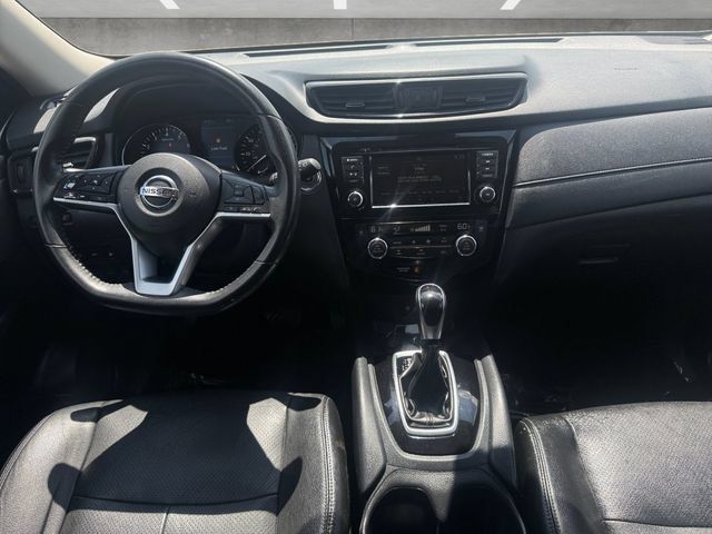 Used 2020 Nissan Rogue SV FWD image 21