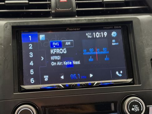 Used 2019 Honda Civic LX image 9