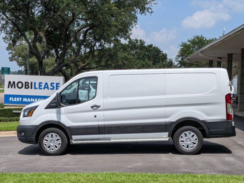 Used 2024 Ford Transit 250 Low Roof w/ Exterior Upgrade Package RWD image 8