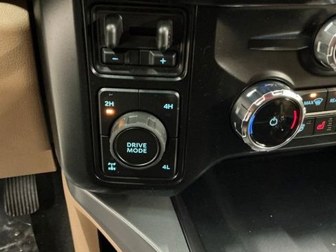 New 2026 Ford F250 Lariat w/ Chrome Package image 22