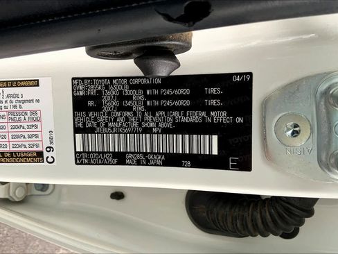 Used 2019 Toyota 4Runner Limited image 33