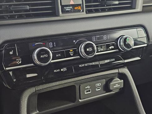 New 2025 Honda Pilot EX-L image 14