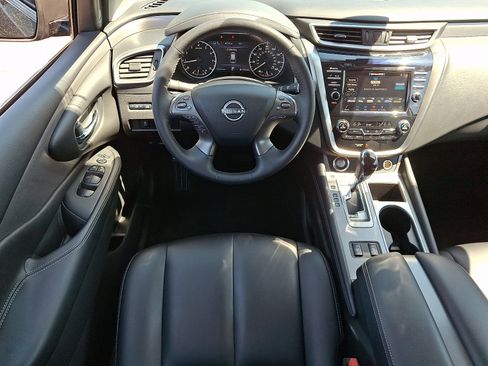 Certified 2024 Nissan Murano SV w/ SV Midnight Edition Package AWD/4WD image 15