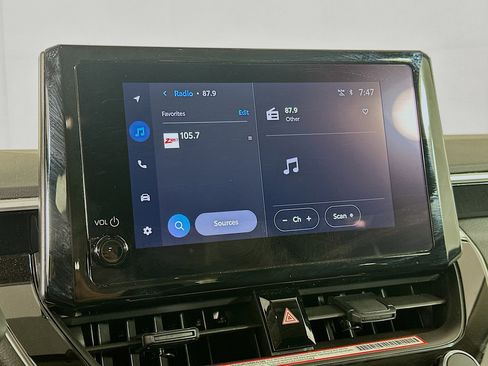 Used 2026 Toyota Corolla LE FWD image 21