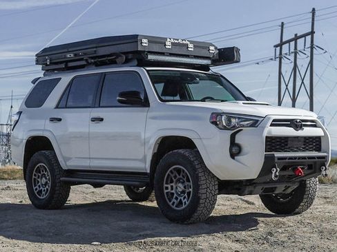 Used 2020 Toyota 4Runner Venture w/ Moonroof Package image 12