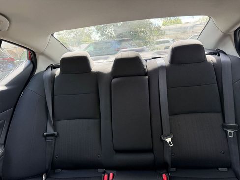 Used 2025 Nissan Altima 2.5 SV image 35