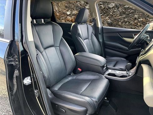 Used 2022 Subaru Ascent Limited image 7